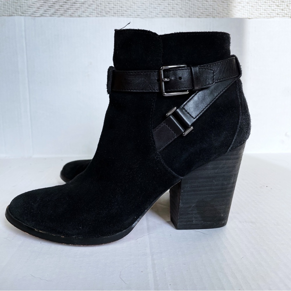 Cole Haan Size 9 Black Bootie
